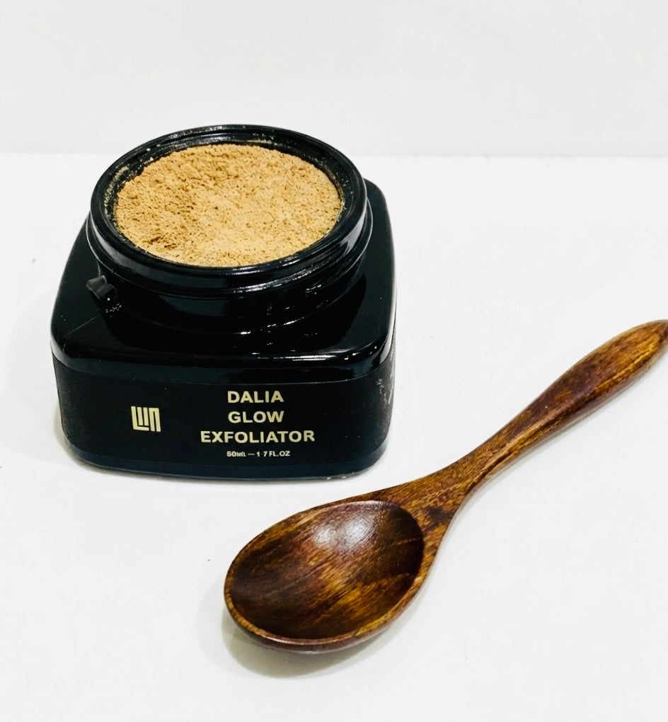 Dalia Glow Exfoliator